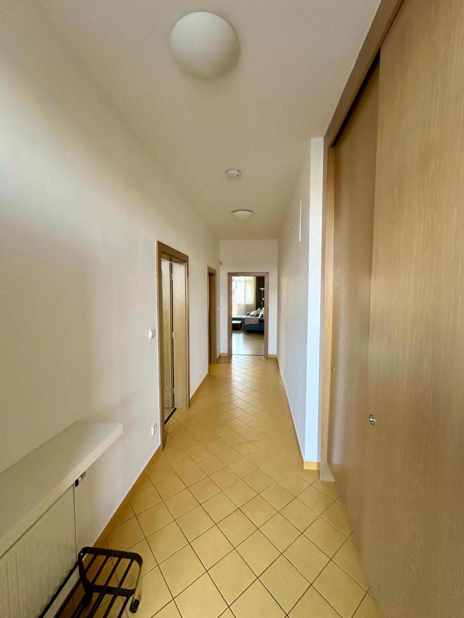 Apartment Ceskomoravska - O2 Arena Prague Luaran gambar